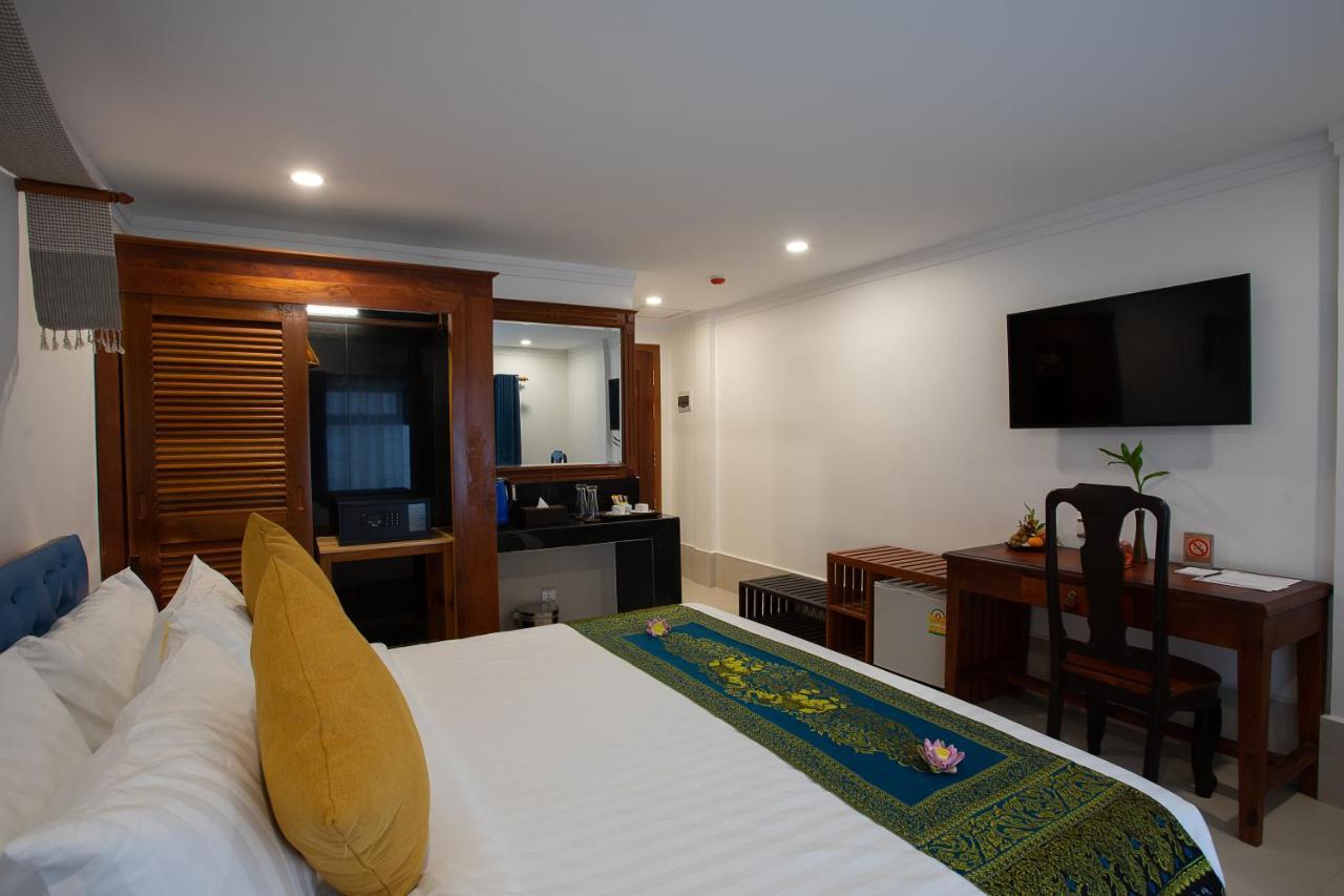 Siem Reap City Angkor Boutique Exterior photo